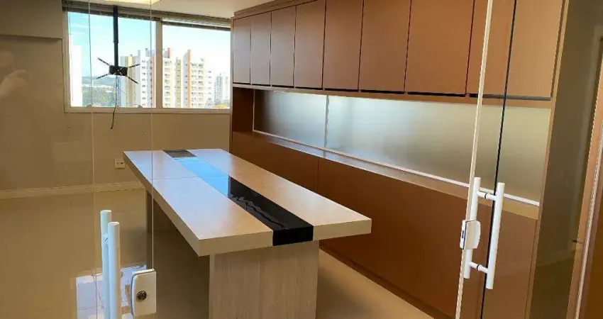 Sala comercial com 4 salas para alugar na Rua Professor Pedro Viriato Parigot de Souza, 3901, Ecoville, Curitiba