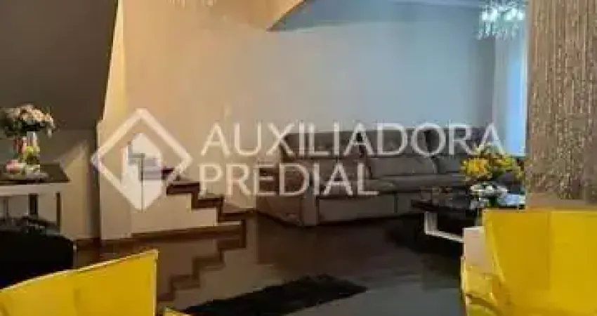 Casa com 3 quartos à venda na Rua Marlene, 976, Nova Gerty, São Caetano do Sul