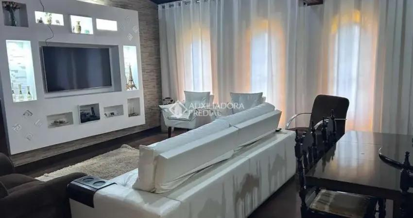 Casa em condomínio fechado com 3 quartos à venda na Rua Dom Aquino, 170, Vila Humaitá, Santo André