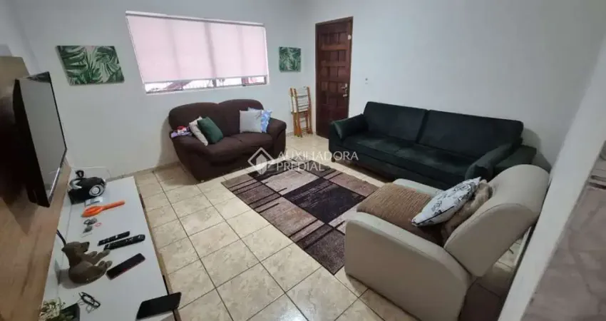 Casa com 2 quartos à venda na Cariris, 43, Jardim do Estádio, Santo André