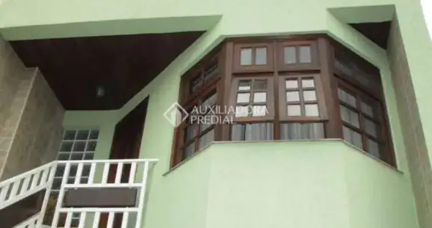 Casa com 3 quartos à venda na Rua Helena Aparecida Secol, 529, Nova Petrópolis, São Bernardo do Campo