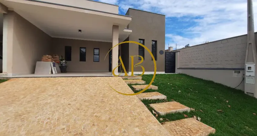 Linda casa 3 Suítes em Condomínio Fechado no Terras de Santa Martha