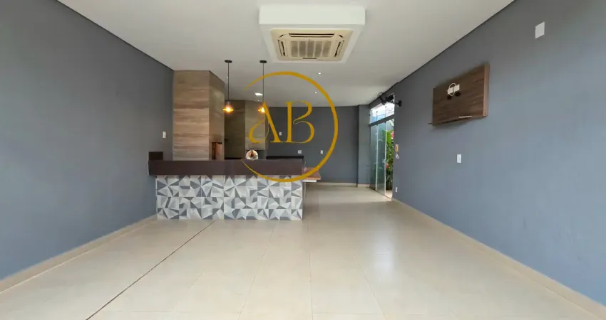 Linda casa térrea refirmada com 3 dormitórios e área gourmet