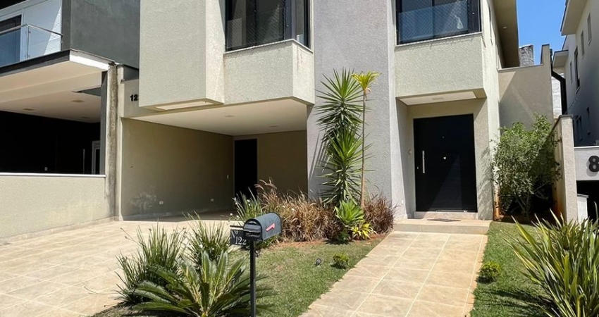 Casa a venda no condomínio new Ville
