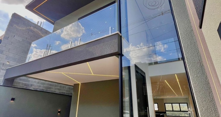 Linda Casa  com Piscina Portal dos Ipês III - Cajamar