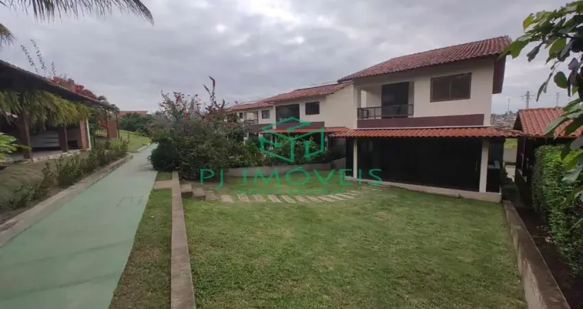 Casa em condomínio com 04 quartos em Santo Antônio, Gravatá/PE