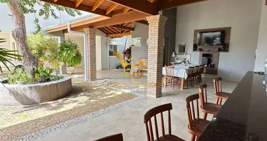 Casa com 3 quartos à venda na Rua Sergipe, Saúde, Mogi Mirim