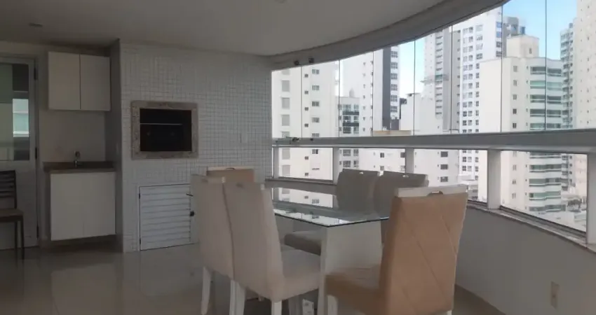 Apartamento com 3 quartos para alugar na Rua Jacob Schmidt, Pioneiros, Balneário Camboriú