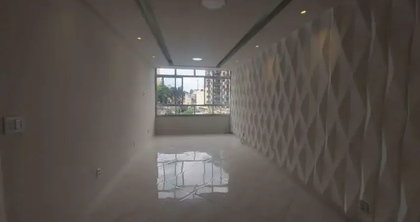 Excelente apartamento de 3 quartos com suíte no Centro