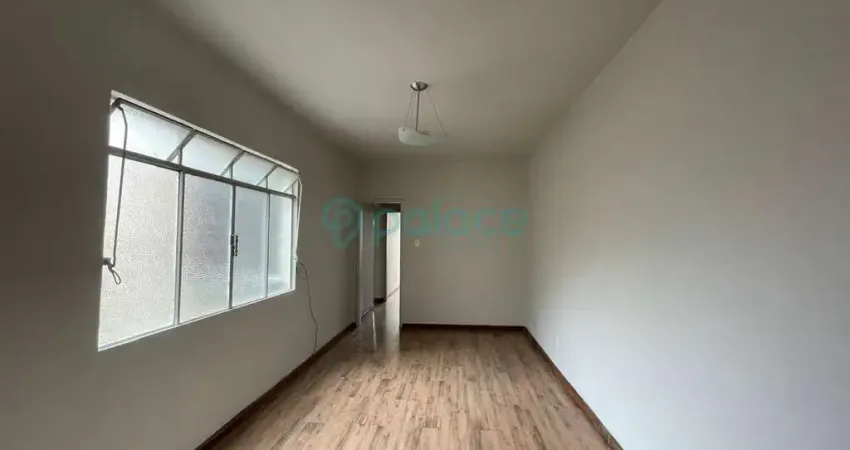 Apartamento com 03 quartos (suite), para locação no Paineiras por R$ 1.200,00 mais taxas.