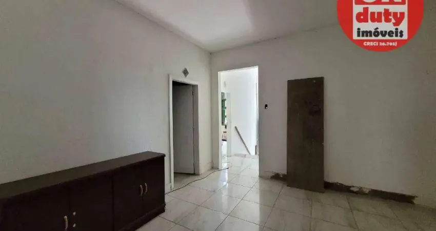 Sobrado com 3 quartos por R$ 390.000 - Vila Matias - Santos/SP