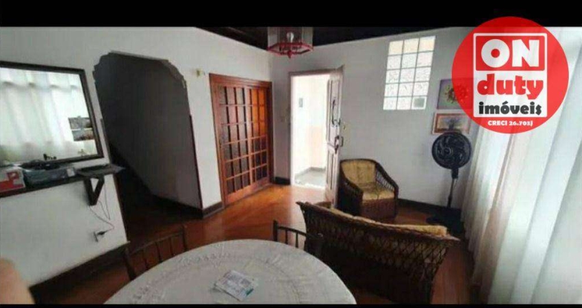 Sobrado à venda, 200 m² por R$ 600.000,00 - Centro - São Vicente/SP