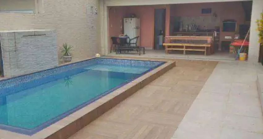 Casa com 3 dormitórios à venda, 180 m² por R$ 2.700.000,00 - Aparecida - Santos/SP