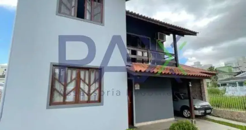 Casa com 3 quartos à venda em Pedra Branca, Palhoça