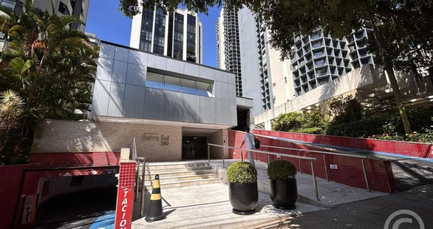 Sala comercial na Avenida Rio Branco - uma das principais avenidas do Centro de Florianópolis