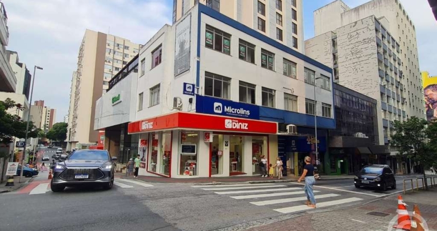 Sala comercial ampla e estrategicamente localizada no Centro de Florianópolis