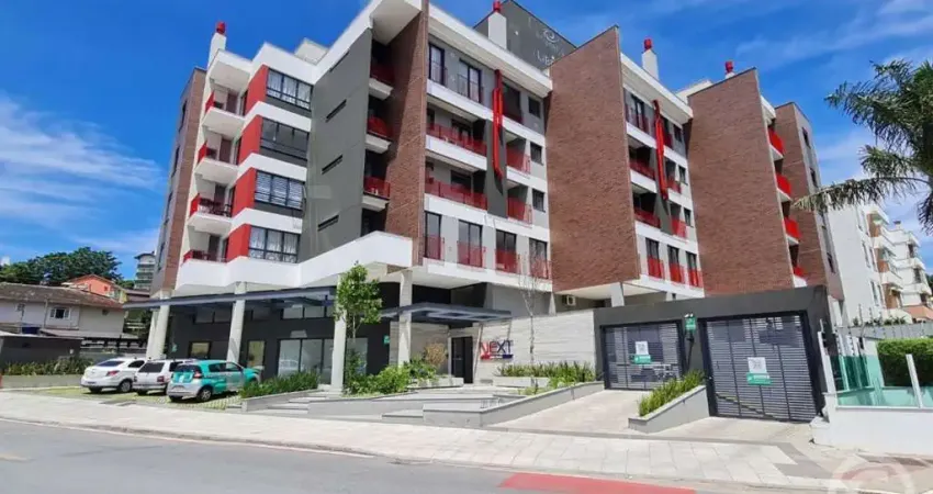 Studio semimobiliado com vaga de garagem coberta no bairro João Paulo