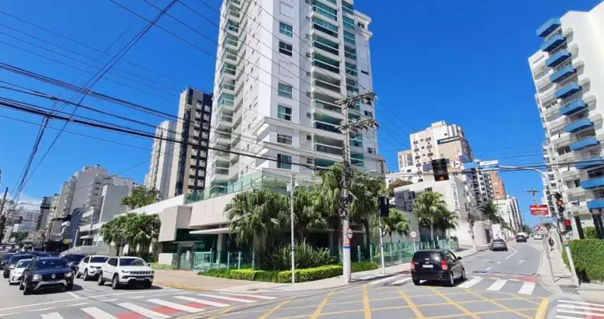 Apartamento mobiliado com vista para a Beira-Mar de Florianópolis