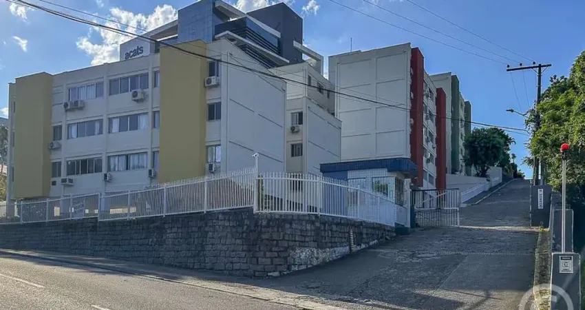 Encontre a tranquilidade de um lar no Estreito, em Florianópolis