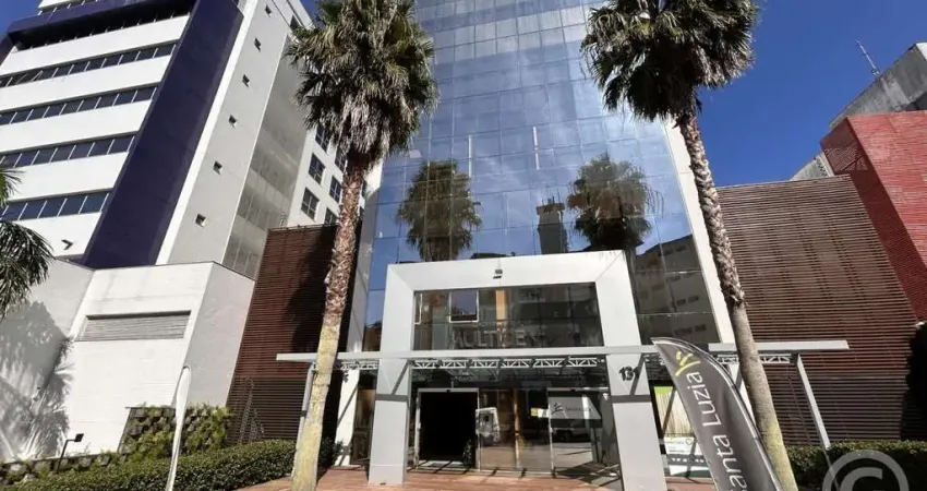 Sala comercial no Itacorubi: espaço amplo com estratégias de localização