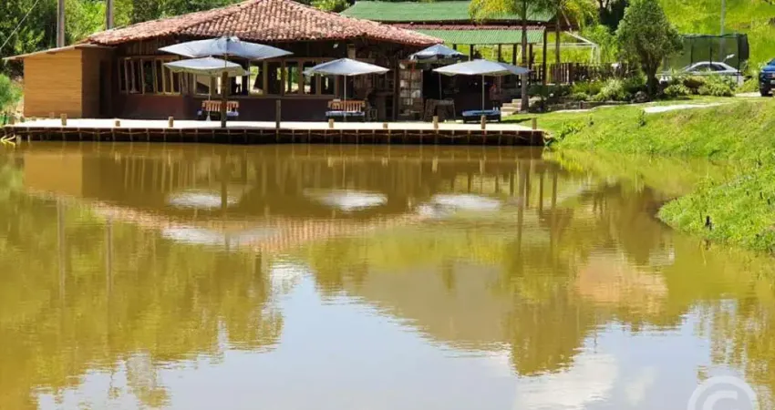 Espaço comercial ideal para eventos em Santo Amaro da Imperatriz