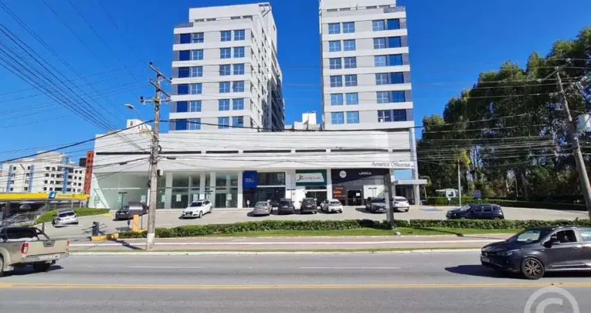 Sala comercial mobiliada com infraestrutura moderna no Itacorubi
