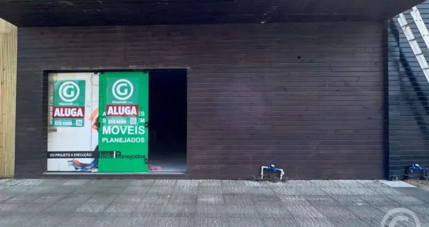 Loja ampla no bairro Humaitá, ideal para pequenos e médios empresários