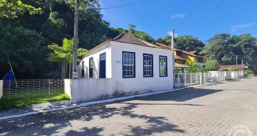 Descubra seu novo espaço comercial em Florianópolis com vista para o mar