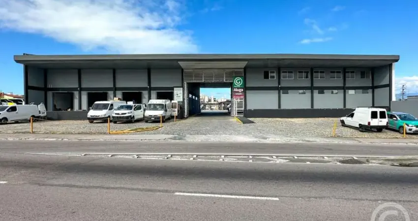 Galpão estratégico para negócios em expansão em Florianópolis