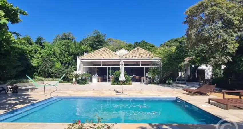 Conforto e comodidade na praia: alugue essa casa ampla e mobiliada em Florianópolis