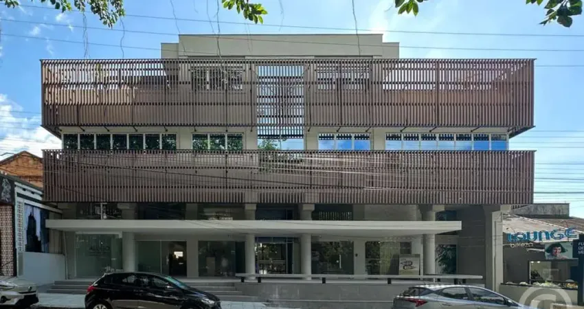 Loja comercial para alugar na Avenida Afonso Delambert Neto, Lagoa da Conceição