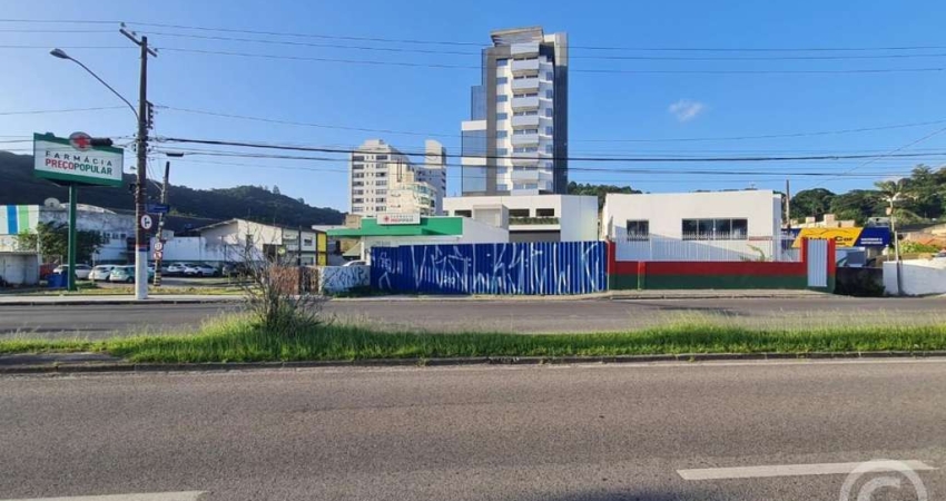 Loja comercial nova em região de crescimento de Florianópolis