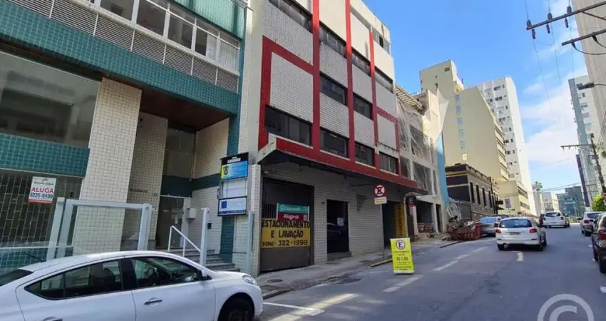 Prédio comercial imponente no coração de Florianópolis - ideal para ampliação de negócios