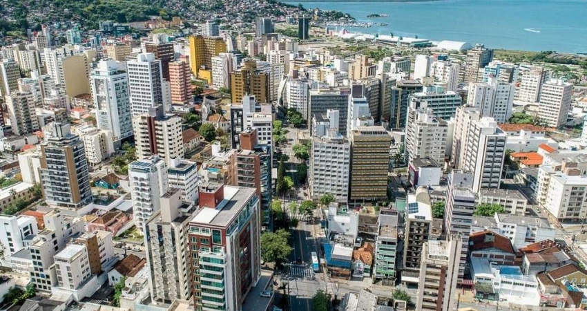 Sala comercial mobiliada no Centro de Florianópolis
