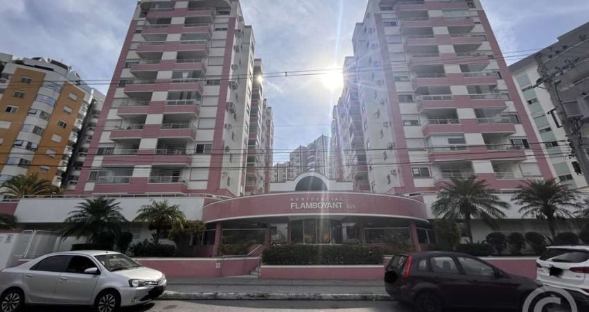 Apartamento semimobiliado com hobby box no Itacorubi, Florianópolis