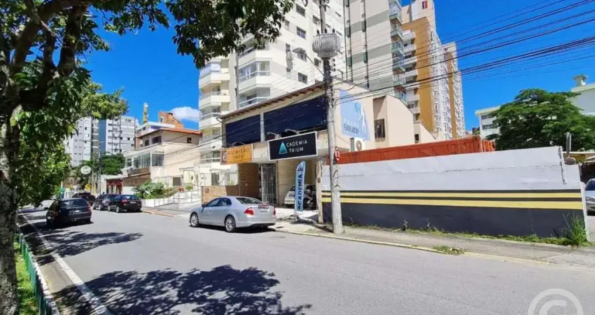 Sala comercial ampla e estratégica no Centro de Florianópolis