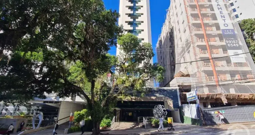 Sala comercial no Centro de Florianópolis, na Avenida Rio Branco, com garagem.