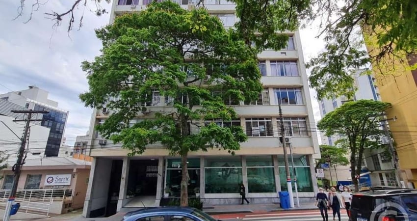 Apartamento com 2 quartos para alugar na Avenida Prefeito Osmar Cunha, 525, Centro, Florianópolis