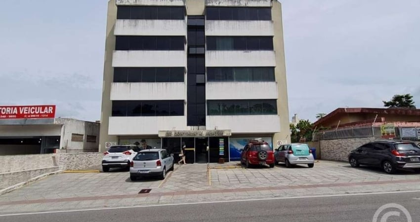 Sala comercial no Estreito: localização estratégica e com ótima visibilidade