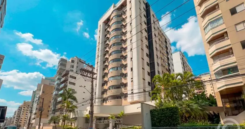 Apartamento com 3 quartos para alugar na Rua Almirante Lamego, Centro, Florianópolis