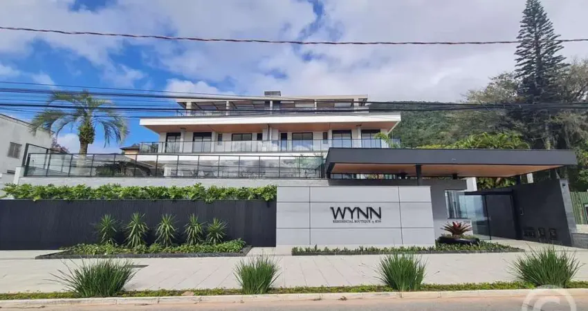 Elegância e conforto contemplados em um loft sofisticado em florianópolis