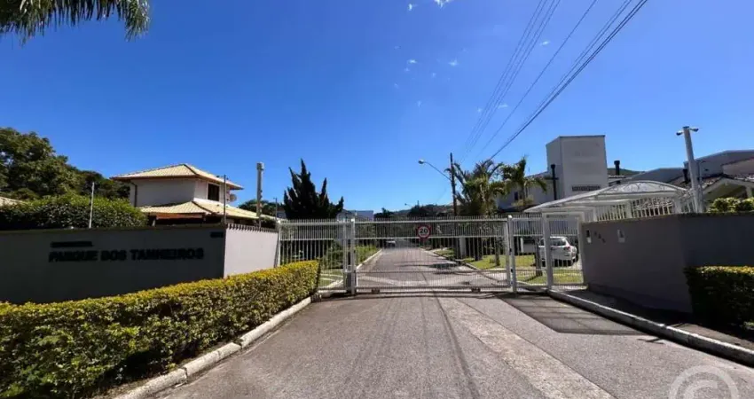 Casa espaçosa e segura em florianópolis: ideal para sua família!