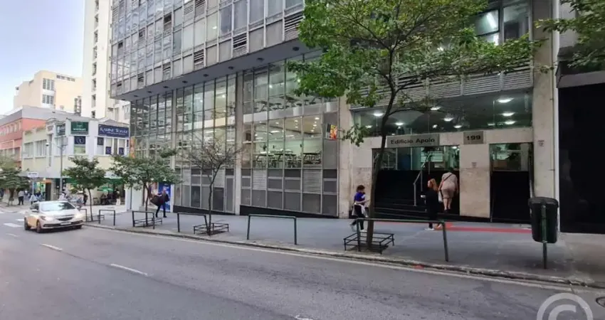 Sala comercial ampla e estrategicamente localizada no centro de florianópolis