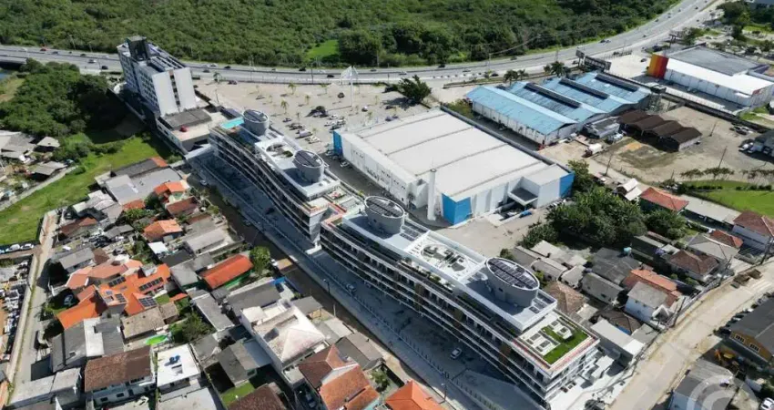 Studio semimobiliado com localização estratégica em florianópolis