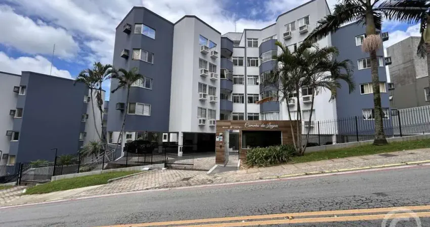 Apartamento semimobiliado com excelente localização em itacorubi