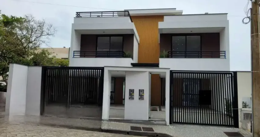 Sobrado 3 dormitórios à venda Itajuba Barra Velha/SC