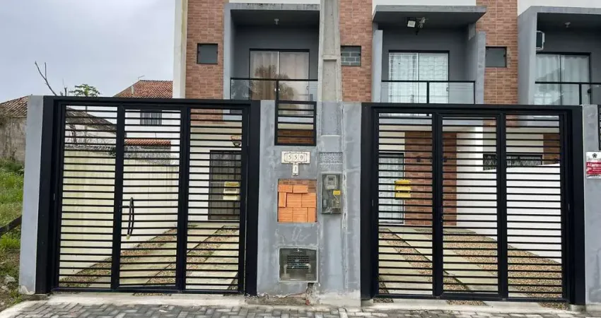 Casa com 2 quartos para alugar na Rua 4150 Ayrton Sena, 599, Itacolomi, Balneário Piçarras
