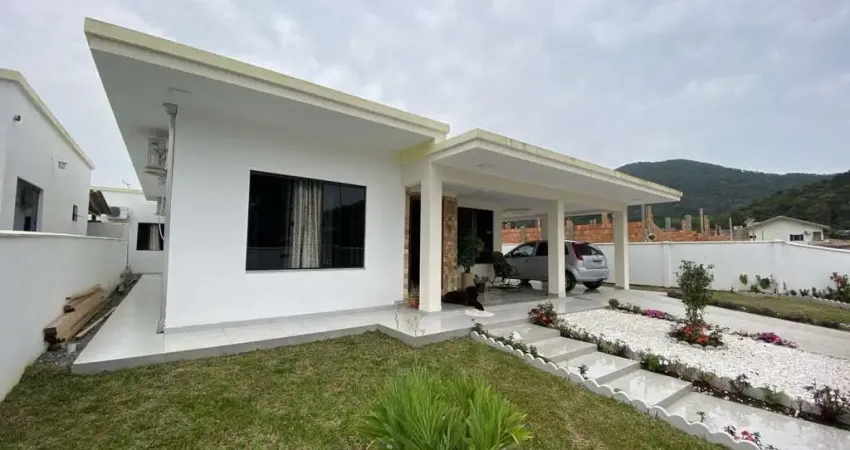 Casa com 3 quartos à venda na Rua Marciano Luiz Bento, 132, Gravatá, Penha