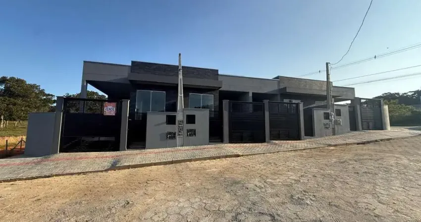 Casa com 2 quartos à venda na Rua Rubenz Nicoluzzi, 350, Nossa Senhora de Fátima, Penha