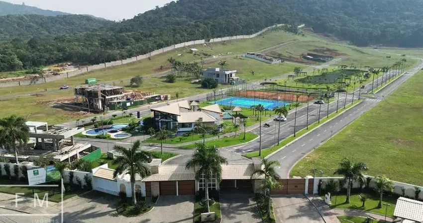 Terreno em condomínio fechado à venda na Rua Joaquim Garcia, 1764, Centro, Camboriú